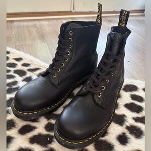 Dr. Martens 1460 Pascal Nappa Leather – Size US Men 11